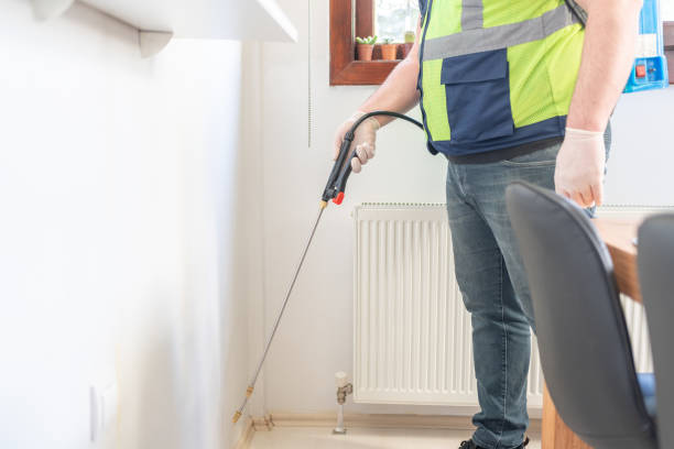 Best Commercial Pest Control Services  in Spinnerstown, PA